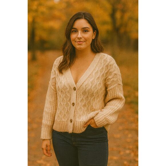 American Eagle Wool Blend Button Front Cardigan Sweater Medium Cozy Cream Fall - Picture 1 of 7